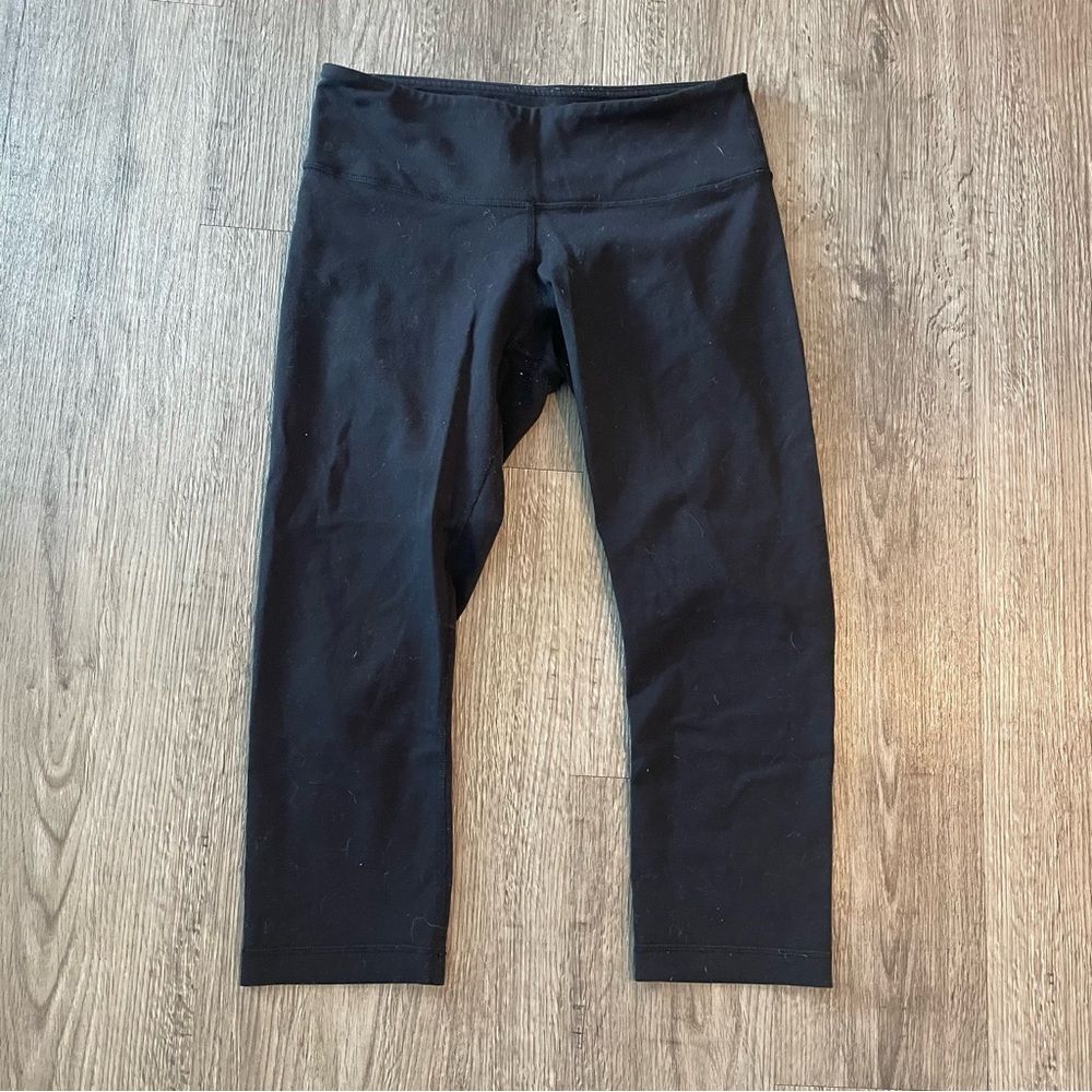 LULULEMON ATHLETICA Black Cropped Wonder Under Leggings